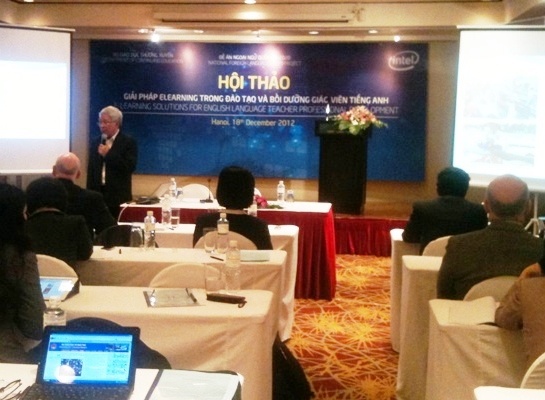 Phát huy hiệu quả của giải pháp E-learning trong đào tạo và bồi dưỡng giáo viên tiếng Anh